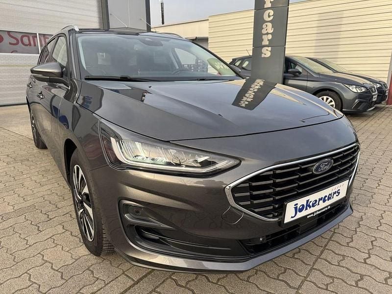 Gebraucht Ford Focus Titanium 116 PS (85 kW) 2023 Magneticgrau (metallic) (metallic) Kombi