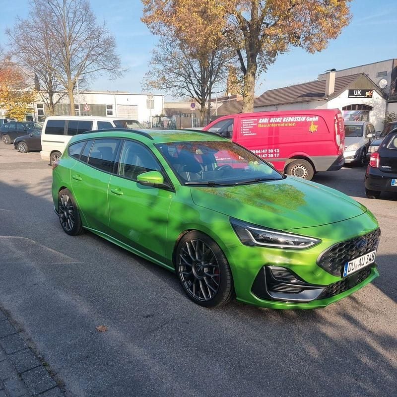 Gebraucht Ford Focus ST 280 PS (205 kW) 2023 Grün Kombi