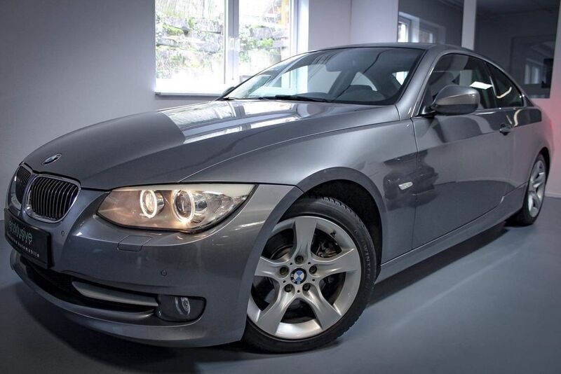 Grau Gebraucht 2010 BMW 325 Performance Coupé | 14.999 € (Fairer Preis) - Bild 1/4