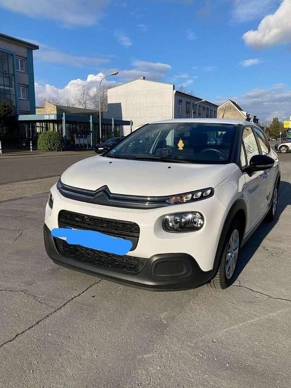 Weiß Gebraucht 2019 Citroën C3 PureTech Kleinwagen | 8.500 € (Guter Preis) - Bild 1/4