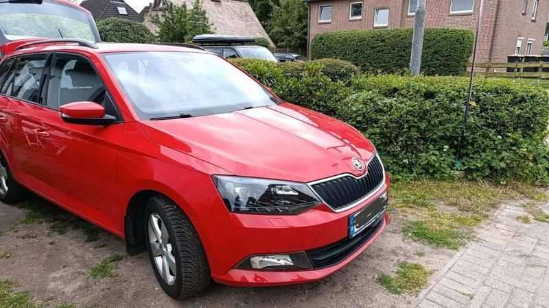 Rot Gebraucht 2017 Skoda Fabia Kombi | 9.500 € (Fairer Preis) - Bild 1/4