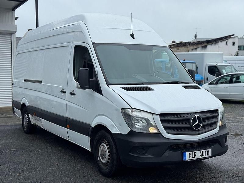 Weiß Gebraucht 2016 Mercedes Sprinter Van | 15.900 € (Fairer Preis) - Bild 1/4