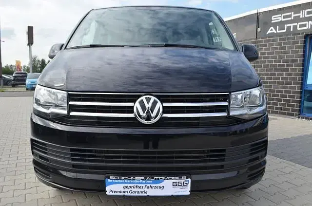 Gebraucht VW Multivan Highline 150 PS (110 kW) 2016 Schwarz (deep black perleffekt) Van / Kleinbus