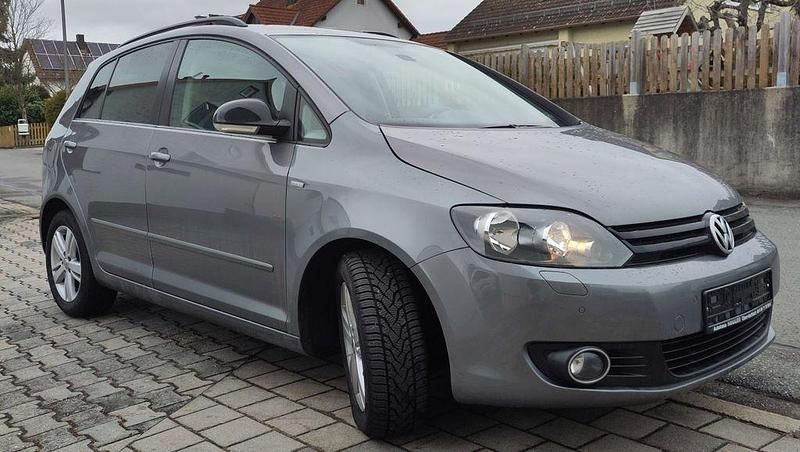 Gebraucht VW Golf Plus Cross Match 122 PS (89 kW) 2012 Grau Van / Kleinbus