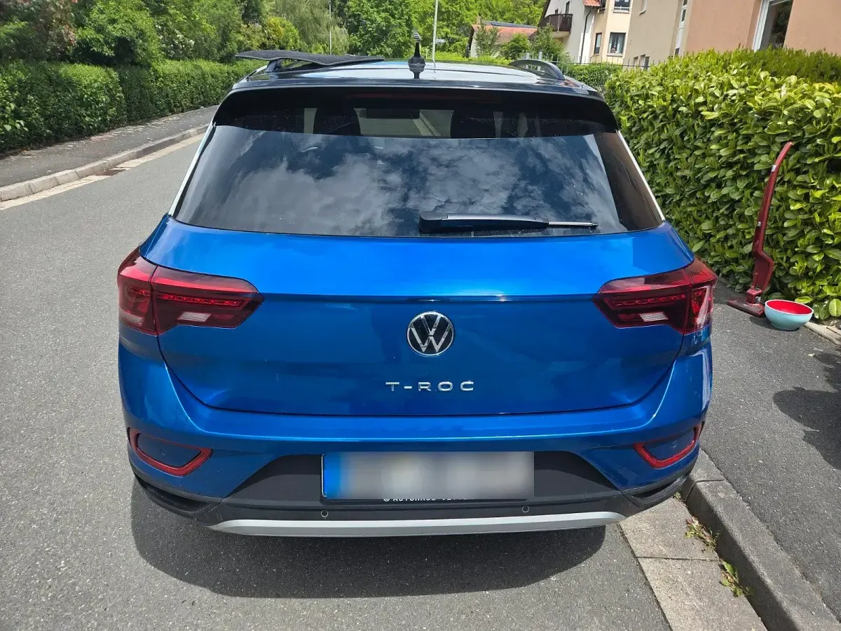 Gebraucht VW T-Roc Life 150 PS (110 kW) 2022 Blau SUV