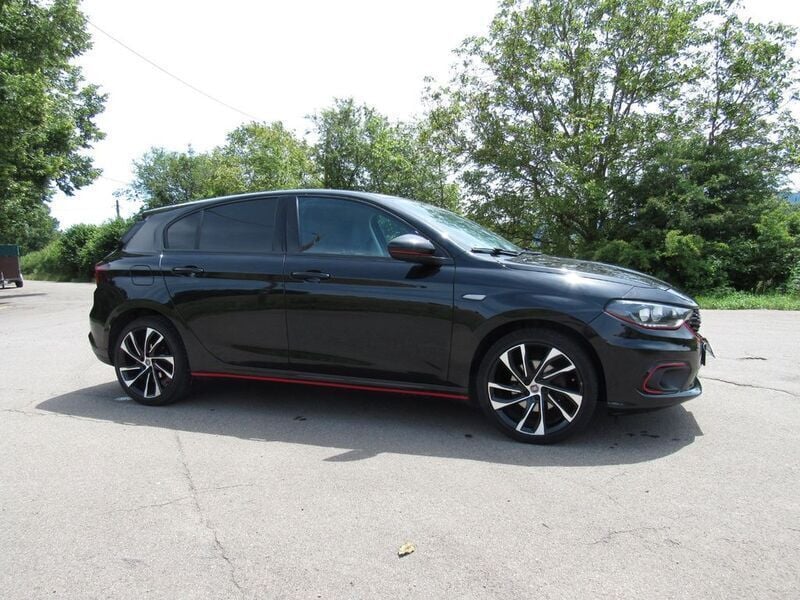 Gebraucht Fiat Tipo S 120 PS (88 kW) 2018 Schwarz Limousine