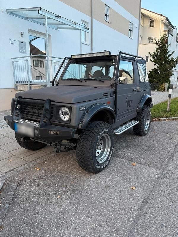 Usado Suzuki Samurai 80 HP (58 kW) 1991 Cinzento SUV