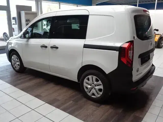 Gebraucht Renault Kangoo 95 PS (69 kW) 2023 Mineral weiss Van / Kleinbus