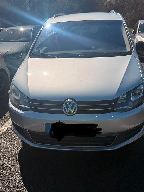 Gebraucht VW Sharan 140 PS (102 kW) 2012 Silber Van / Kleinbus