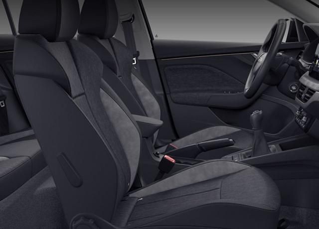 Neu Skoda Scala Selection 116 PS (85 kW) 2026 Blackmagic perleffekt blackmagic perleffekt Kleinwagen