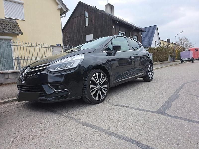 Gebraucht Renault Clio IV Initiale Paris 110 PS (80 kW) 2017 Schwarz Limousine