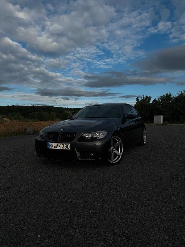 Grau Gebraucht 2008 BMW 325 Performance Limousine | 6.800 € (Fairer Preis) - Bild 1/4