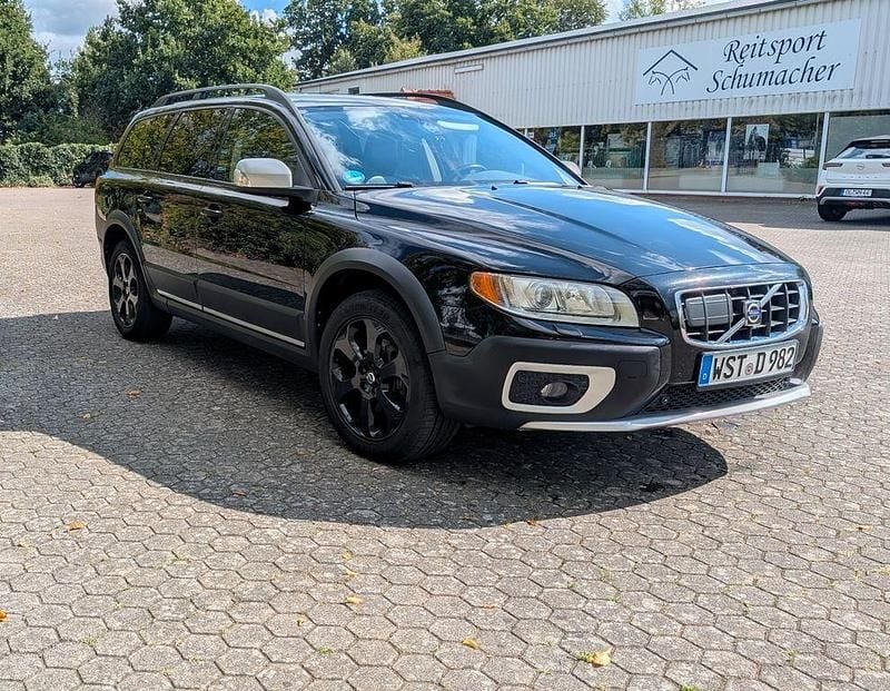 Schwarz Gebraucht 2008 Volvo XC70 Momentum SUV | 7.400 € (Guter Preis) - Bild 1/4