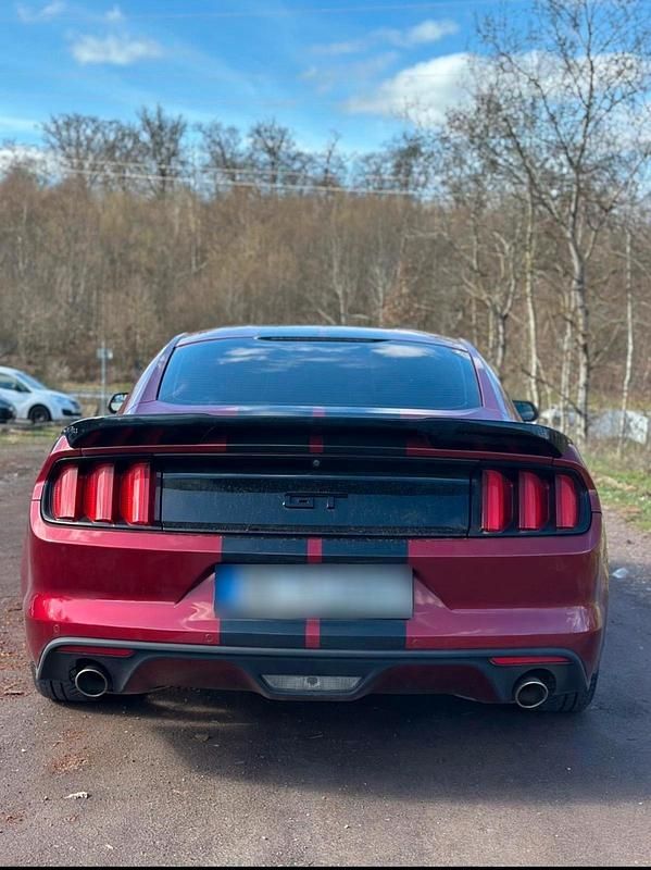 Gebraucht Ford Mustang GT 431 PS (317 kW) 2017 Rot Coupé