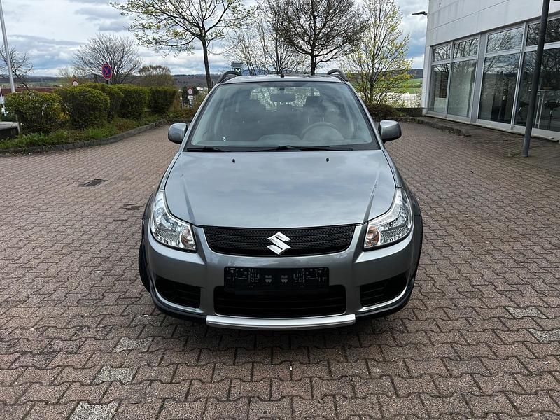Gebraucht Suzuki SX4 120 PS (88 kW) 2009 Grau SUV