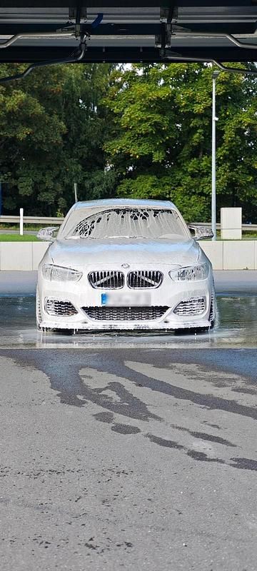 Używany BMW M135 326 KM (239 kW) 2016 Biały Hatchback