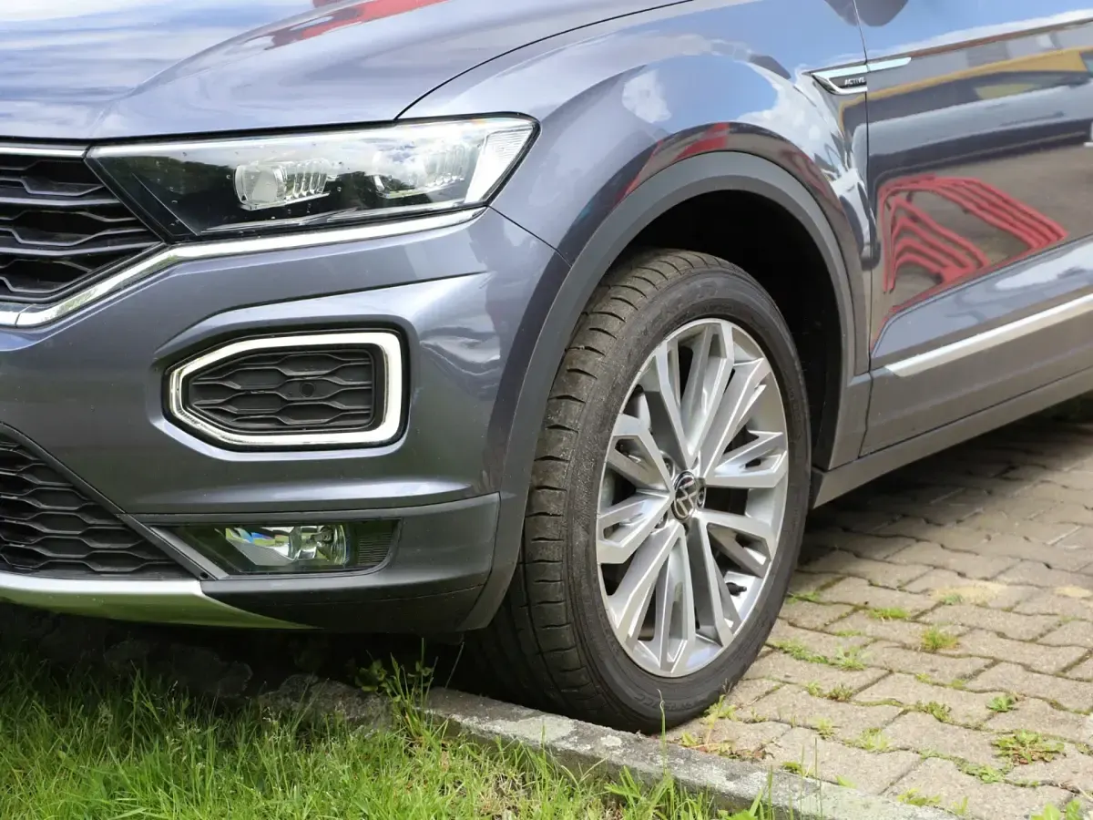Gebraucht VW T-Roc Active 150 PS (110 kW) 2022 SUV