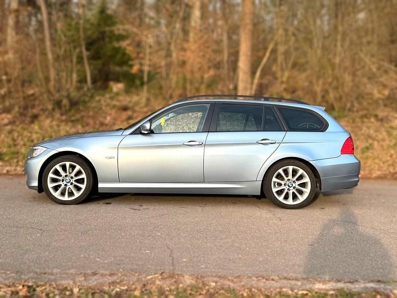Gebraucht BMW 320 177 PS (130 kW) 2009 Kombi