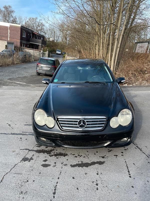 Gebraucht Mercedes C220 2003 Schwarz Coupé