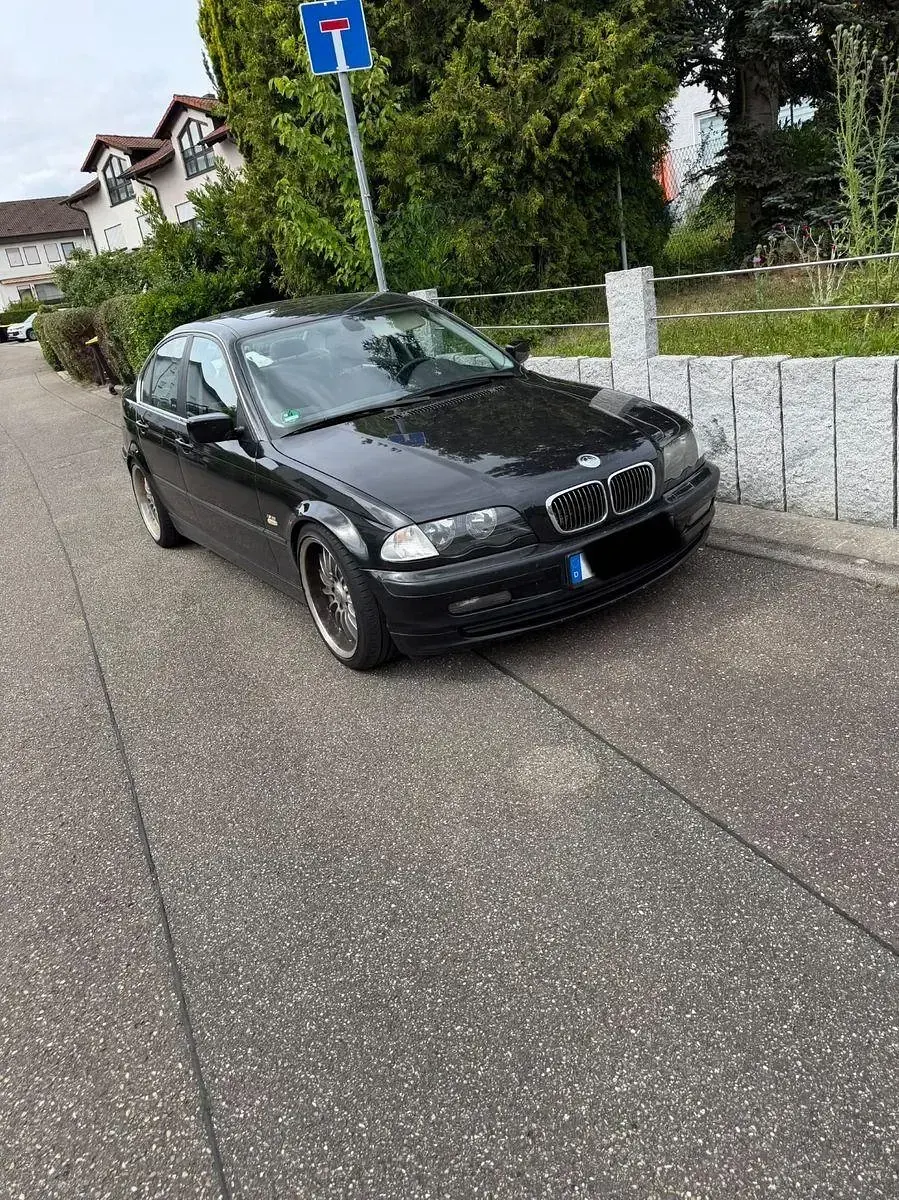 Gebraucht BMW 323 Performance 170 PS (125 kW) 2000 Schwarz Limousine