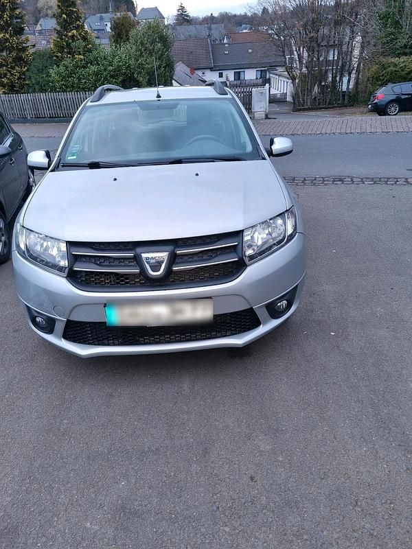 Gebraucht Dacia Logan MCV 90 PS (66 kW) 2015 Silber Kombi