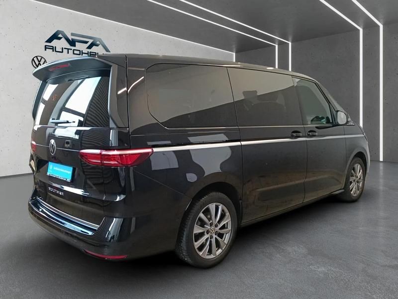 Second-hand VW Multivan Style 150 CP (110 kW) 2025 Monovolum