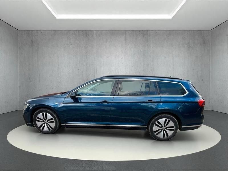 Gebraucht VW Passat GTE 156 PS (114 kW) 2020 Blau Kombi