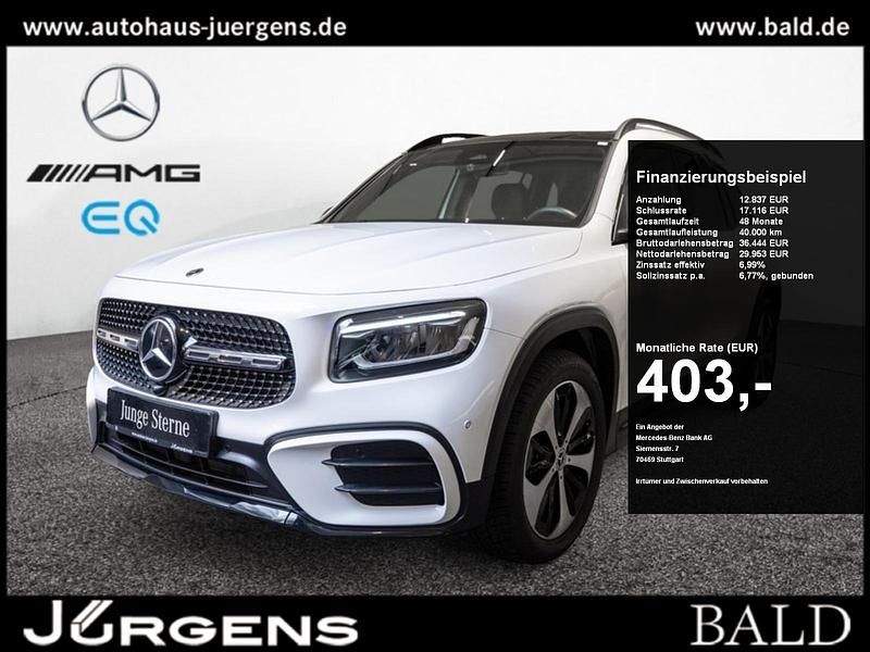Weiss unilack polarweiß Gebraucht 2024 Mercedes GLB200 AMG SUV | 40.780 € (Fairer Preis) - Bild 1/4