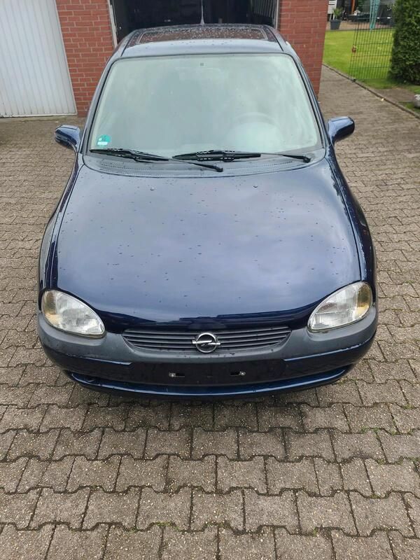 Blau Gebraucht 1999 Opel Corsa Kleinwagen | 600 € (Guter Preis) - Bild 1/4