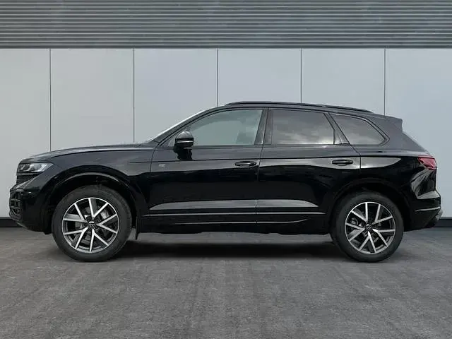 Neu VW Touareg 286 PS (210 kW) 2026 (grenadillschwarz meta.../schwarz) SUV