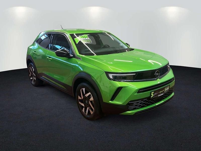 Gebraucht Opel Mokka Elegance 131 PS (96 kW) 2024 Matcha green SUV
