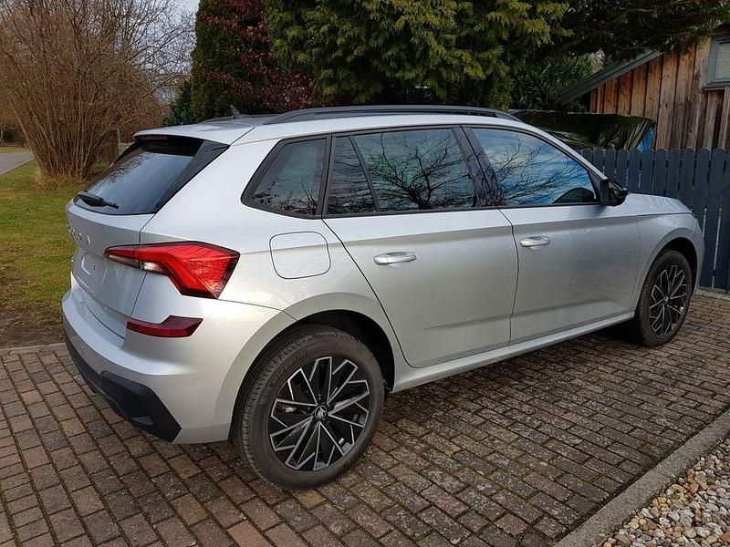 Neu Skoda Kamiq Selection 116 PS (85 kW) 2025 Silber SUV