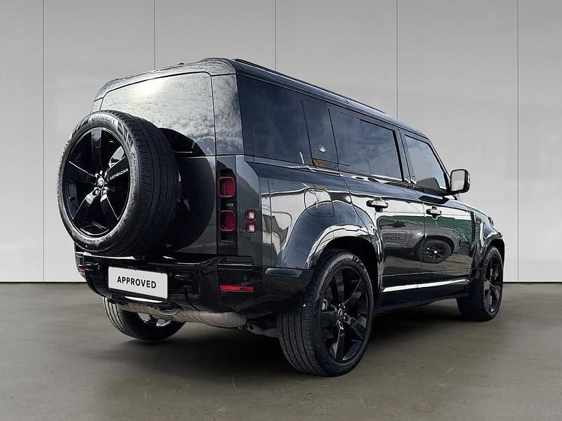 Gebraucht Land Rover Defender HSE Dynamic 252 PS (185 kW) 2024 Carpathian grey SUV