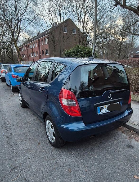Gebraucht Mercedes A160 95 PS (69 kW) 2011 Blau Van / Kleinbus