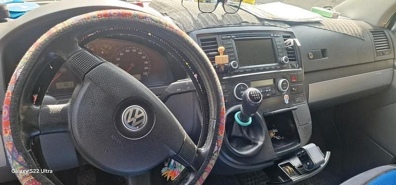 Second-hand VW Multivan 130 CP (95 kW) 2007 Gri Monovolum