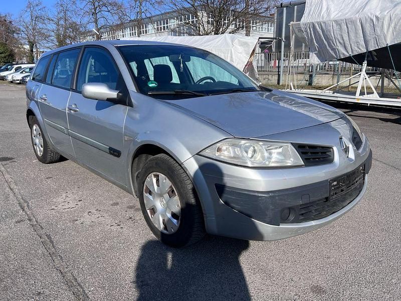 Gebraucht Renault Mégane II 98 PS (72 kW) 2006 Silber Limousine
