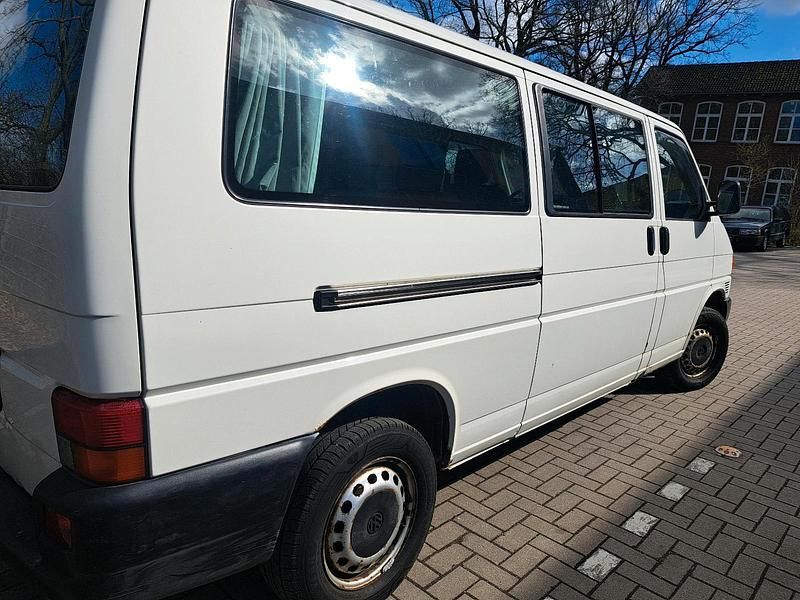 Second-hand VW Transporter 88 CP (64 kW) 2002 Alb Van