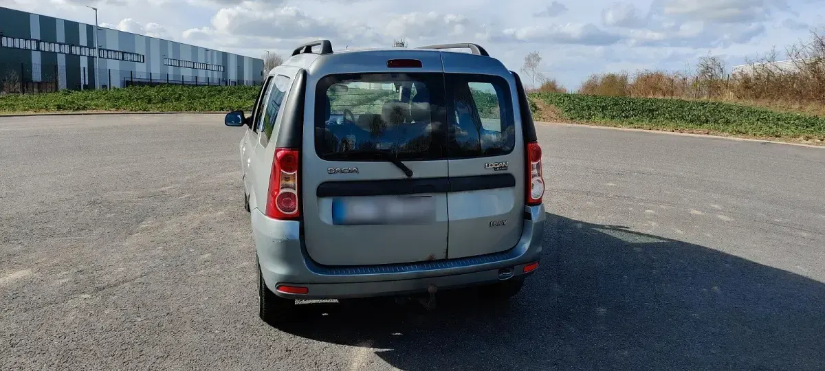 Occasion Dacia Logan 105 ch (77 kW) 2009 Gris Berline