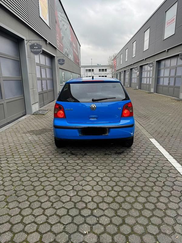 Gebraucht VW Polo 55 PS (40 kW) 2003 Blau Coupé