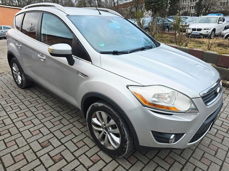 Gebraucht Ford Kuga Titanium 140 PS (102 kW) 2010 Grau SUV