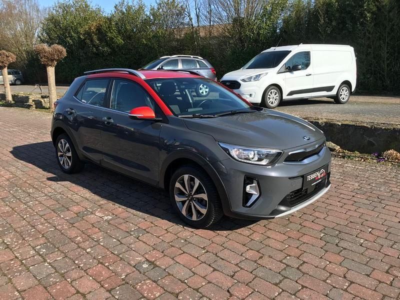 Gebraucht Kia Stonic 101 PS (74 kW) 2021 Grau SUV