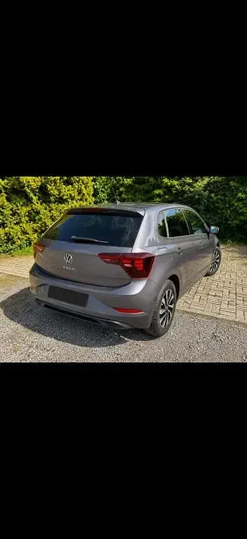 Gebraucht VW Polo Active 95 PS (69 kW) 2023 Grau Kleinwagen