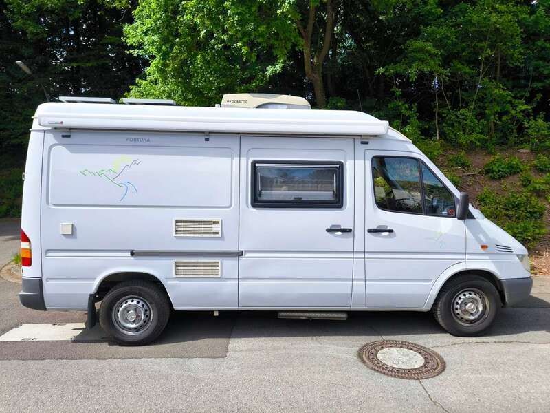 Weiß Gebraucht 2001 Mercedes Sprinter Van | 26.500 € - Bild 1/4