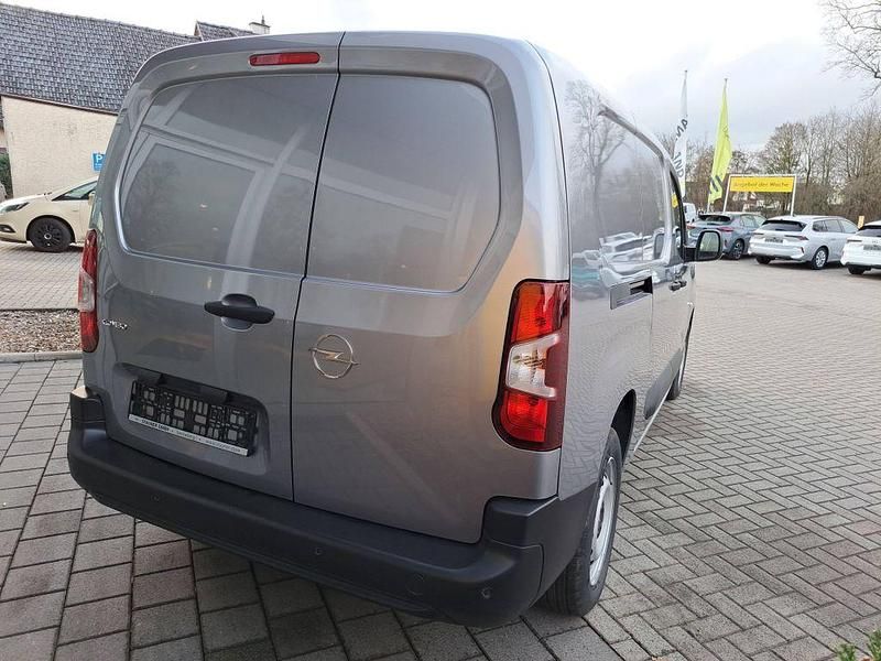 Neu Opel Combo Basis 131 PS (96 kW) 2025 Grau Kombi
