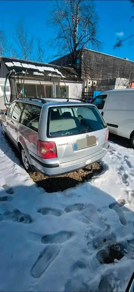 Second-hand VW Passat 131 CP (96 kW) 2003 Argintiu Break