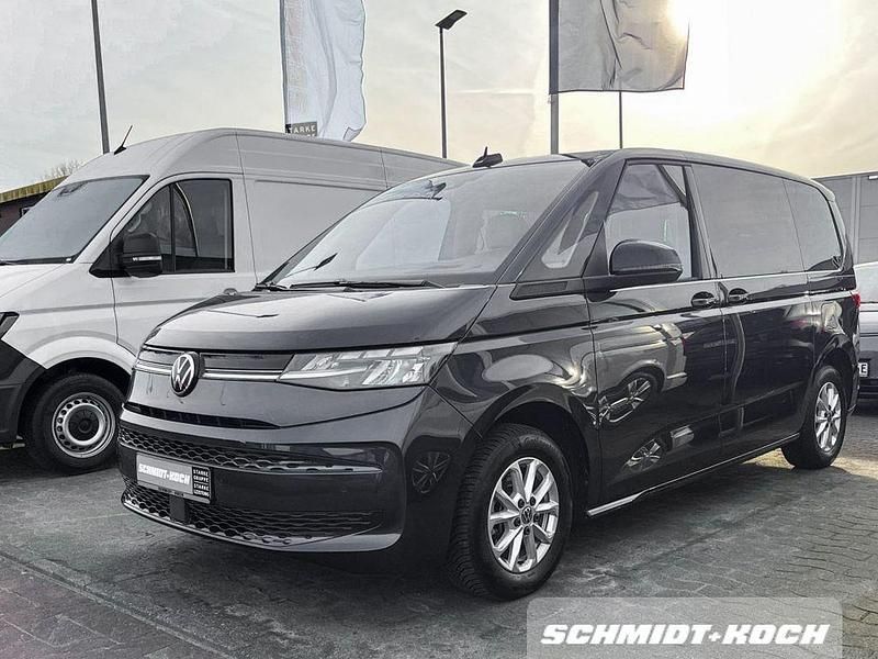 Gebraucht VW Multivan Life 150 PS (110 kW) 2025 Blau Van