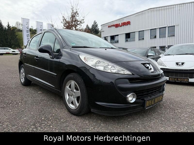 Gebraucht Peugeot 207 Urban Move 95 PS (69 kW) 2009 Schwarz Kleinwagen