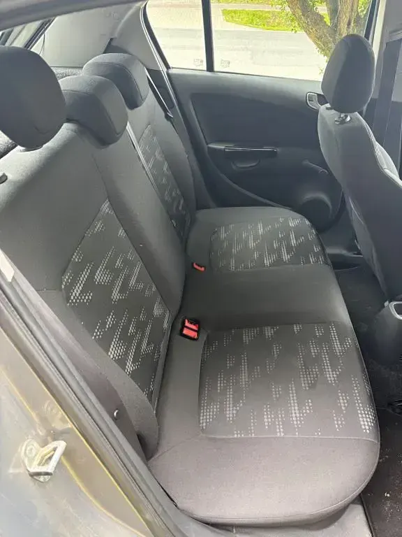 Gebraucht Opel Corsa 69 PS (50 kW) 2014 Braun Kleinwagen