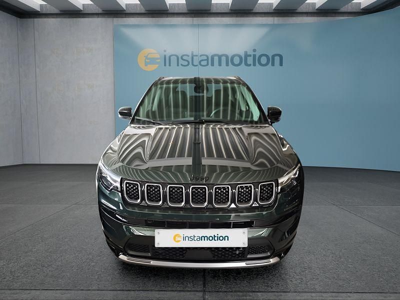 Neu Jeep Compass Summit 131 PS (96 kW) 2025 Blau SUV
