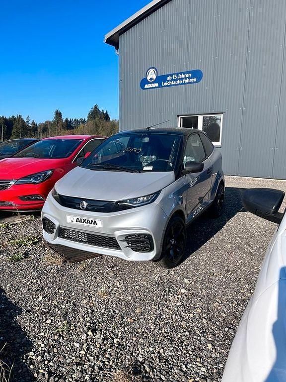 Neu Aixam Coupe 2025 Silber Coupé
